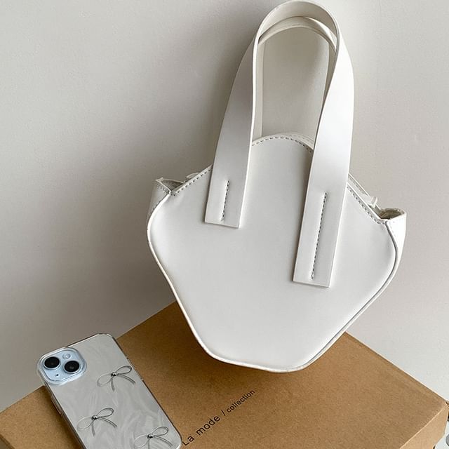 Sac à bandoulière uni en similicuir avec poignée sur le dessus