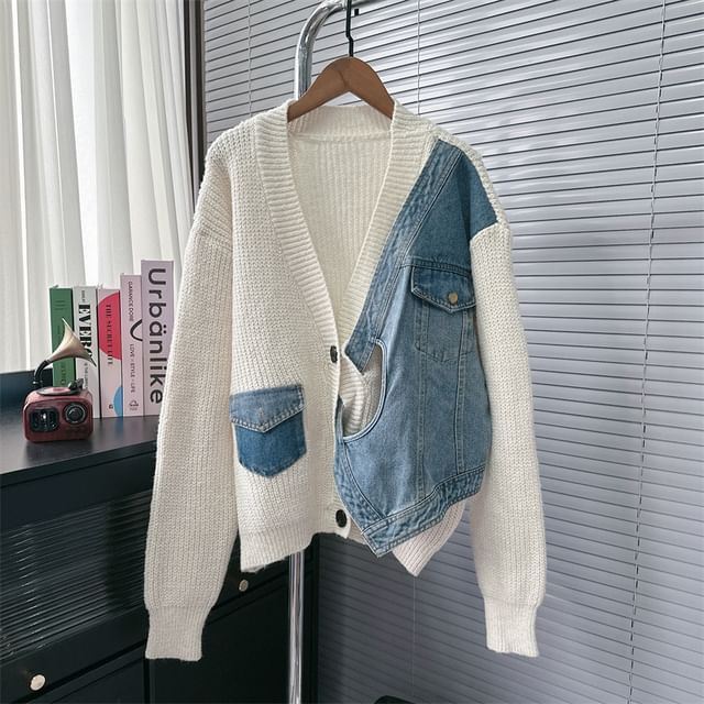 Cardigan à empiècements en denim et col en V