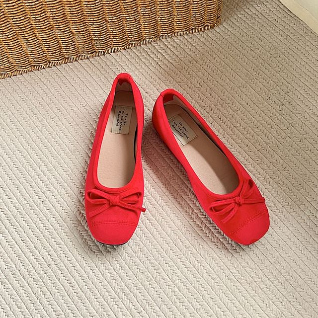 Bow Accent Faux Leather Flats