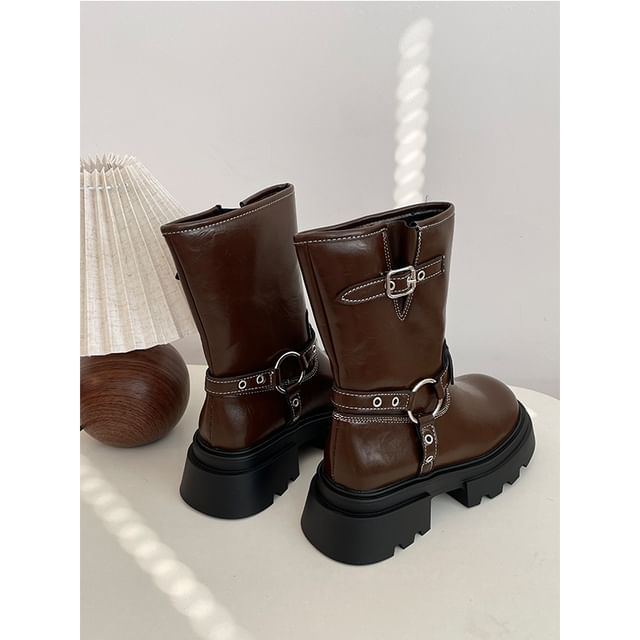 Bottes courtes à talon épais et plateforme avec boucle et coutures contrastées