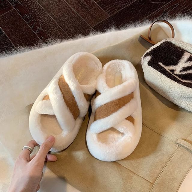 Sandals Cross Fleece Plain Band Slide