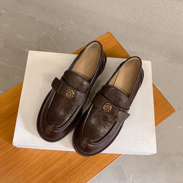 Floral Loafers Faux Leather Platform Accent