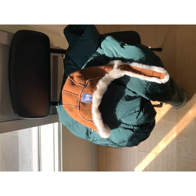 Fluffy Trapper Applique Hat Plain Trim