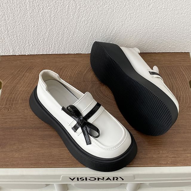 Bow Loafers Platform Detail