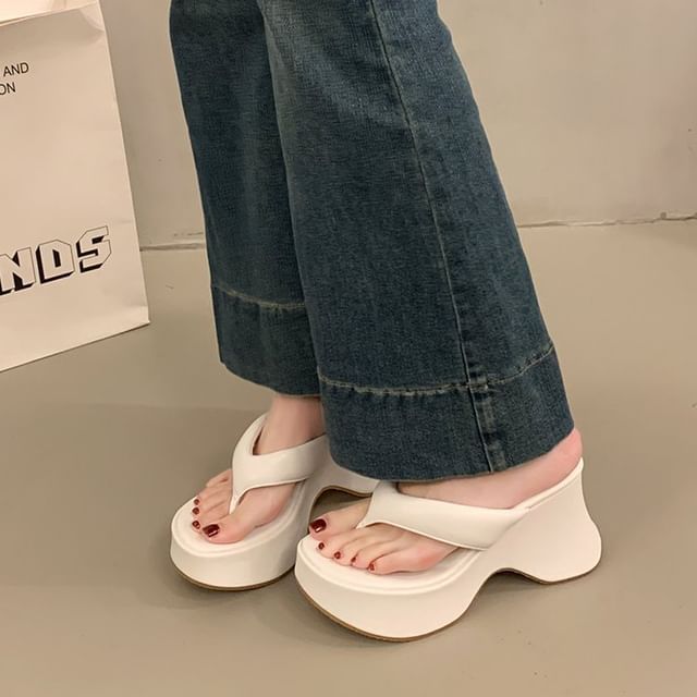 Flops Wedge Flip Heel Platform