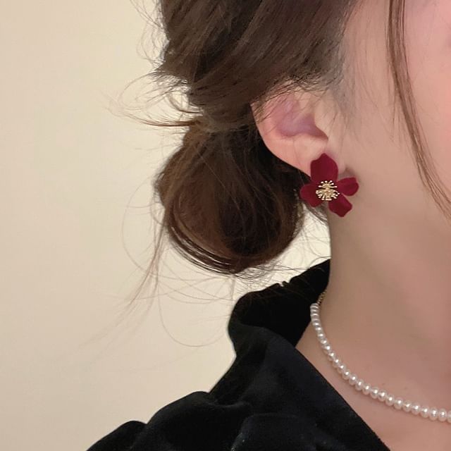Earring Stud Velvet Flower