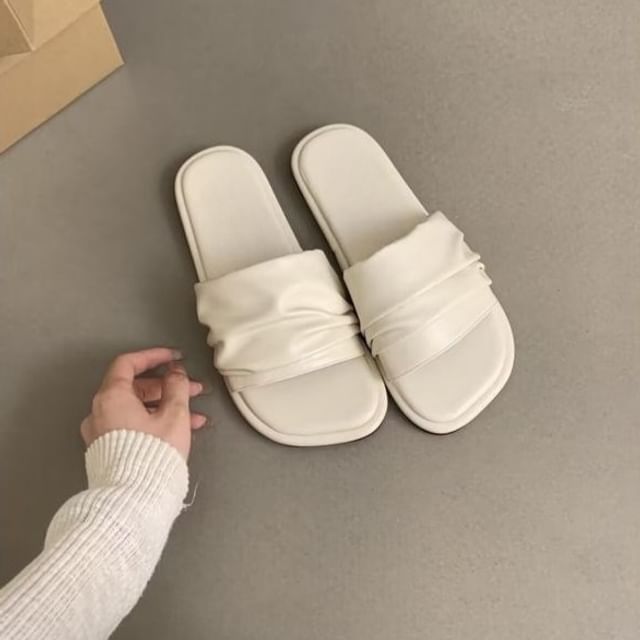 Slide Ruched Sandals