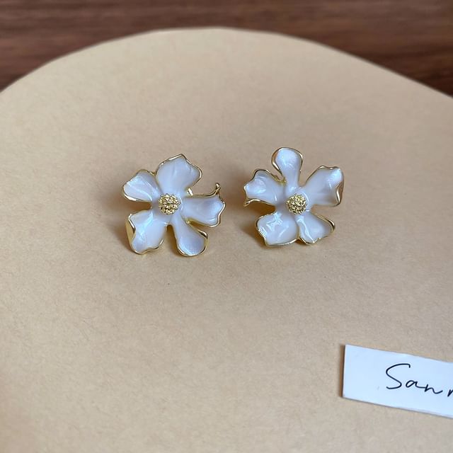 Flower Earring Stud