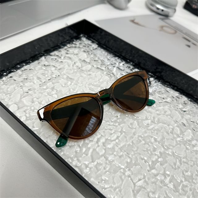 Eye Cat Sunglasses Plain