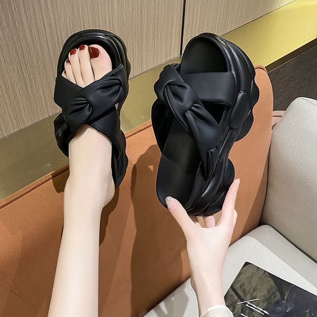 Platform Criss Sandals Cross Slide