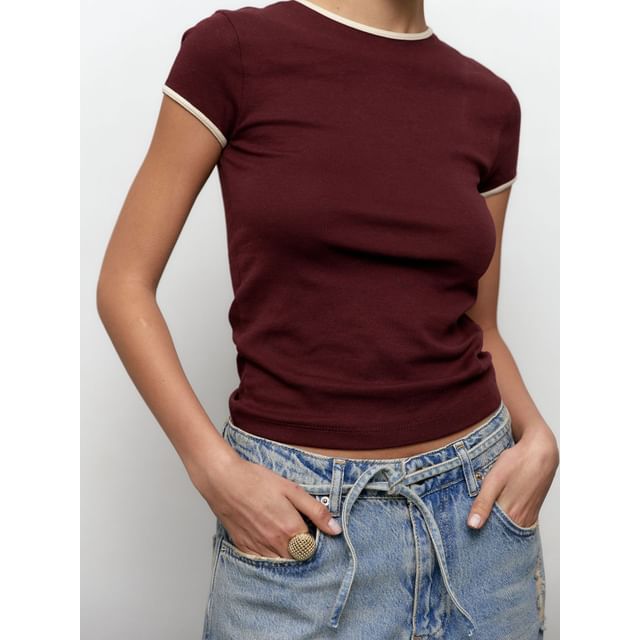 Neck Slim Contrast Fit Short-Sleeve Crop Trim Tee Crew