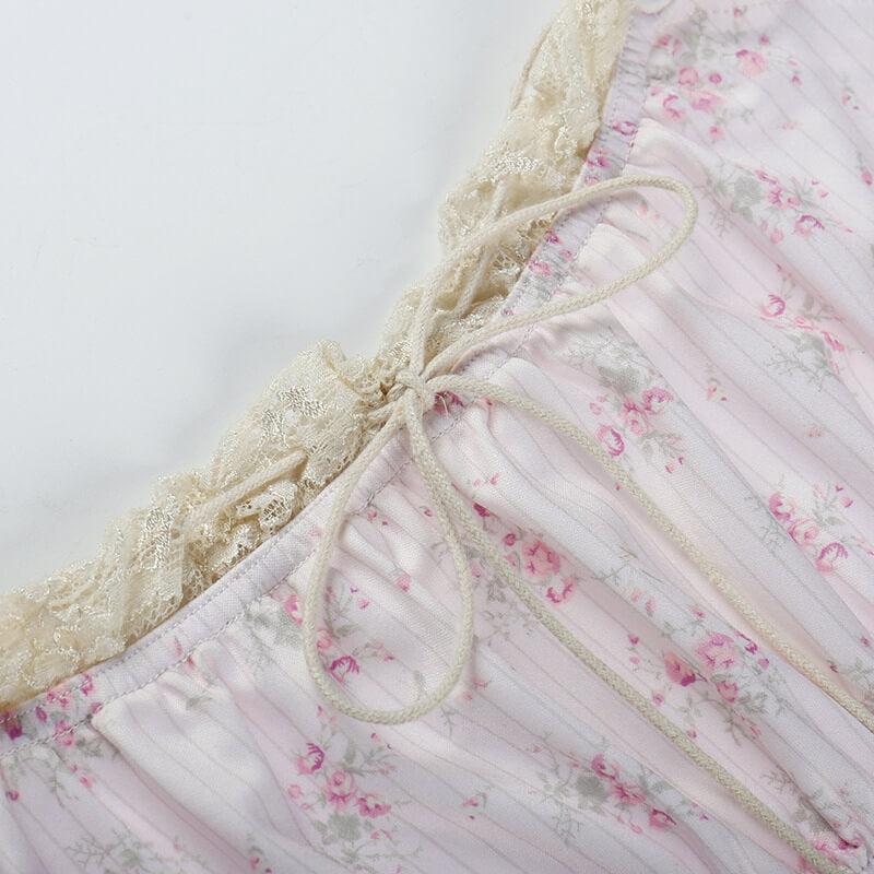 Süßes rosa Blumentop