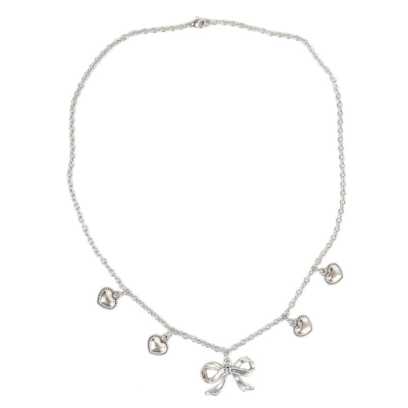 Collier avec nœud en forme de cœur en argent