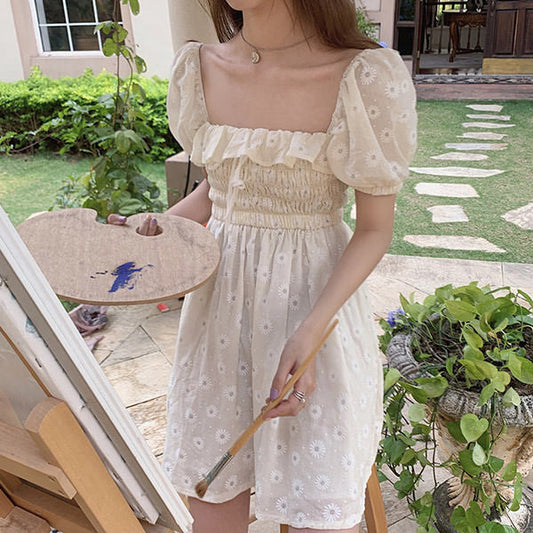 Elegant White Daisy Mini Dress