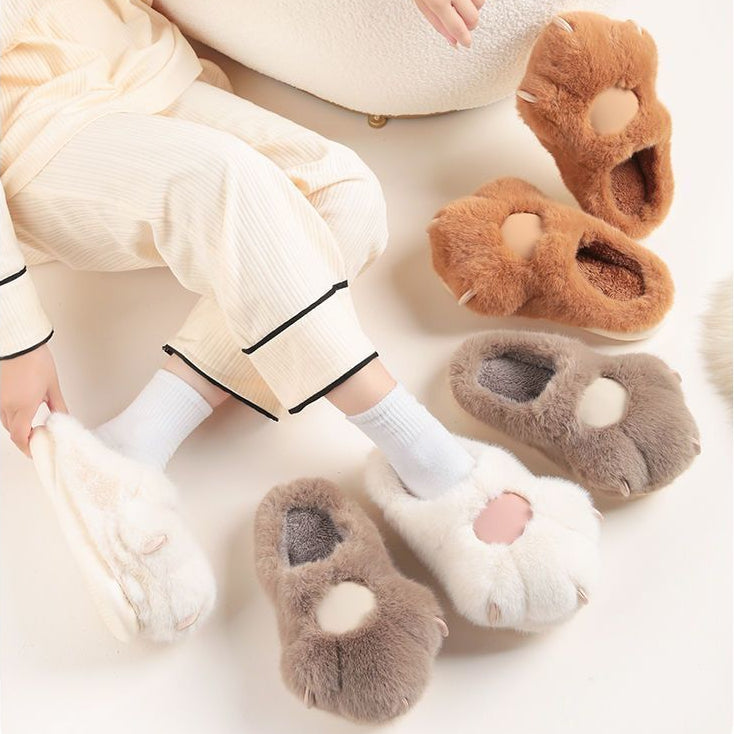 Paw Fluffy Winter Slipper Wonderland Case