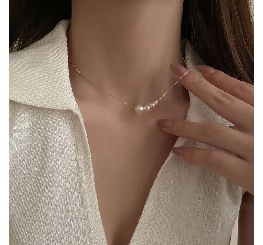 Faux Pearl Necklace WA53 Wonderland Case