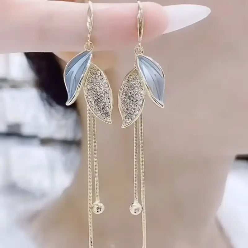 Leaf Rhinestone Fringed Earring-1