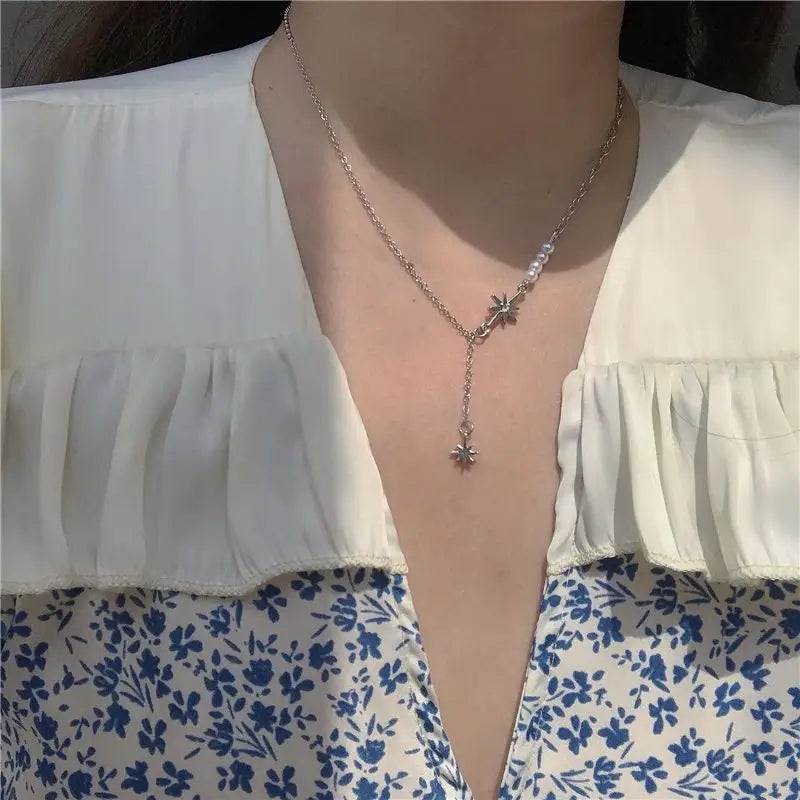 Rhinestone Star Pendant Necklace-1