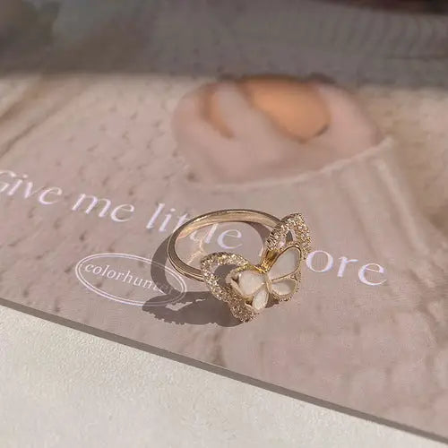 Brooke Butterfly Ring LIN09 - Gold(no box)