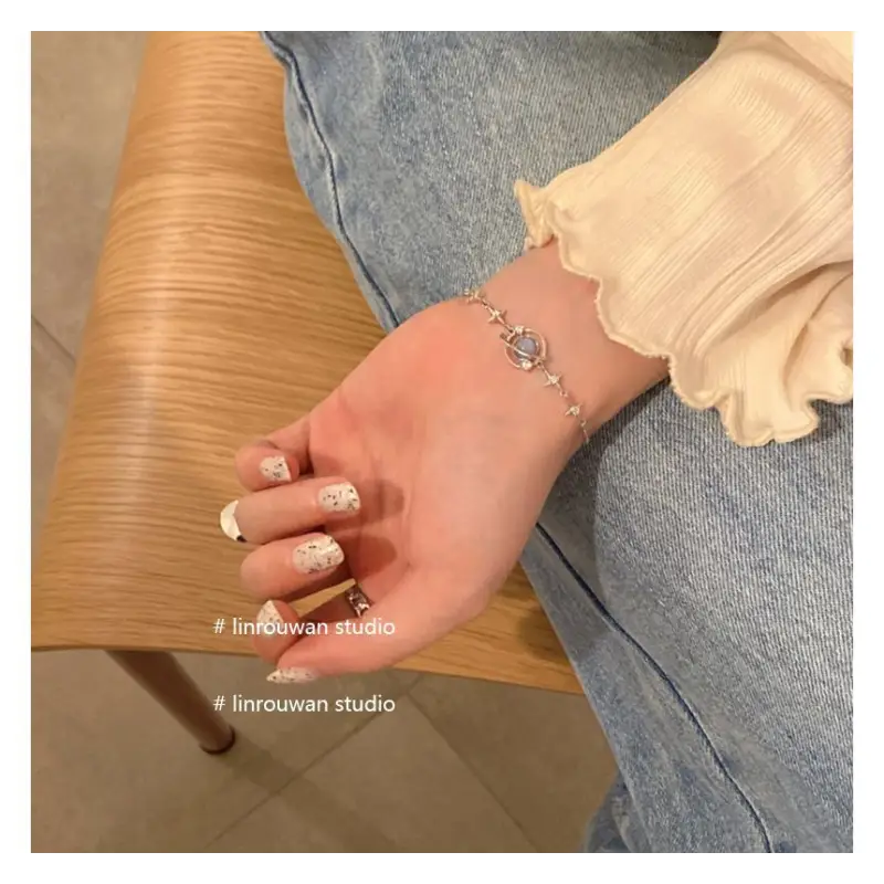 Cat Eye Stone Bracelet Wd145 - Silver / One Size - Arm