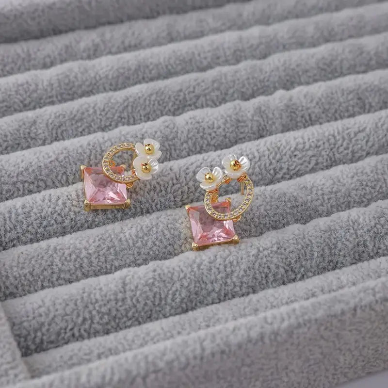 Flower Shell Rhinestone Alloy Earring TY68 - Gold & Pink /