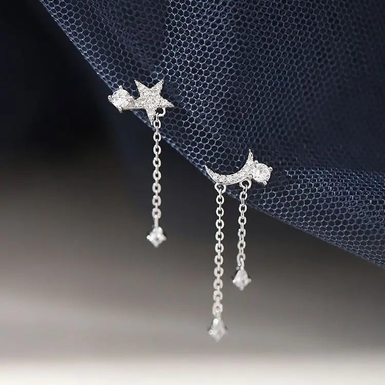 Moon & Star Asymmetrical Sterling Silver Dangle Earring W542 Wonderland Case