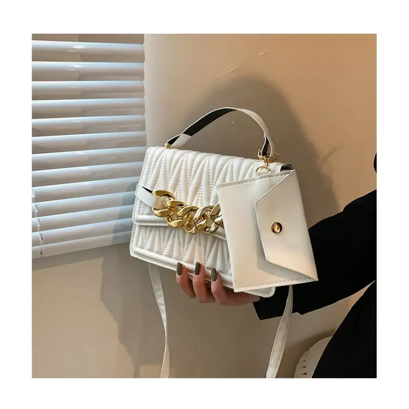 Quilted Chained Flap Crossbody Bag LA19 - Messenger Bags