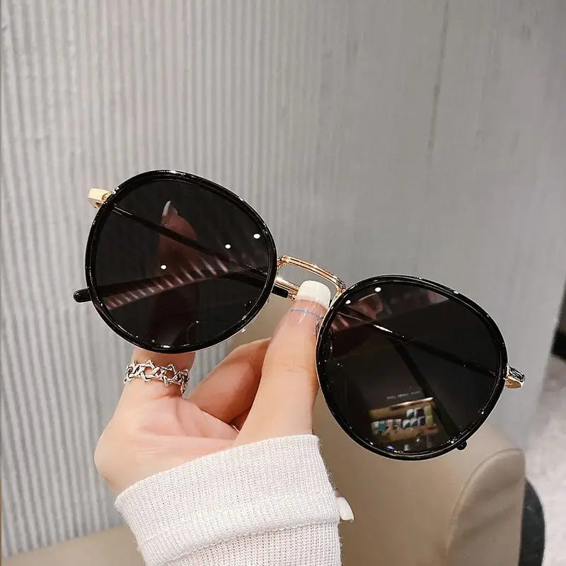 Round Sunglasses CG80 - Eyewear