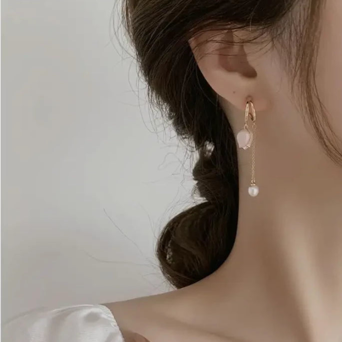 Tulip Faux Pearl Alloy Dangle Earring WD200 - Gold / One