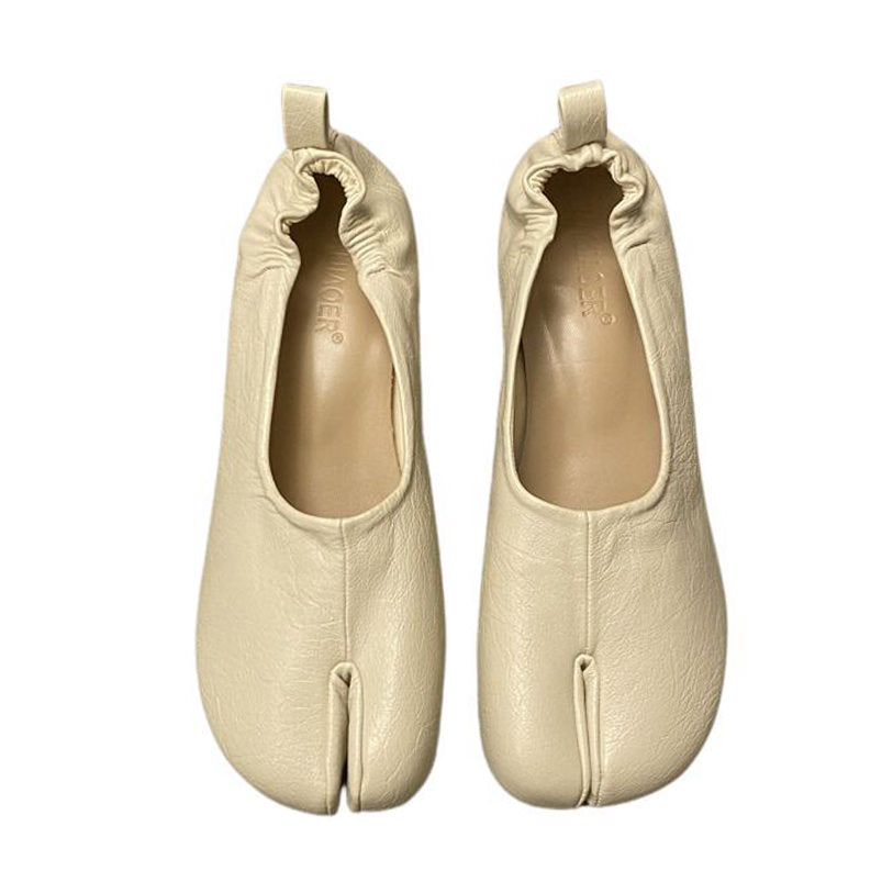 Relaxed Distinctive Split Toe Tabi Ballet Flats