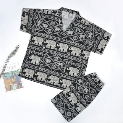 Chic Elephants T-Shirt Shorts Pajamas Set