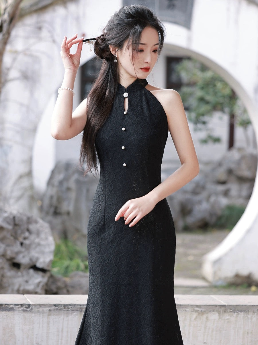 Black Elegant Sleeveless Long Cheongsam