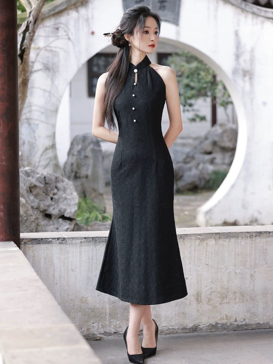 Black Elegant Sleeveless Long Cheongsam