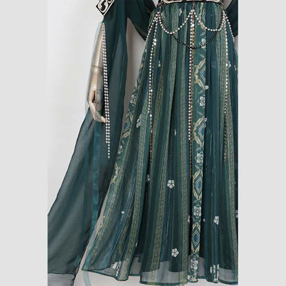 Fascinating  Embroidery Top Pearl Chain Decor High Waist Skirt