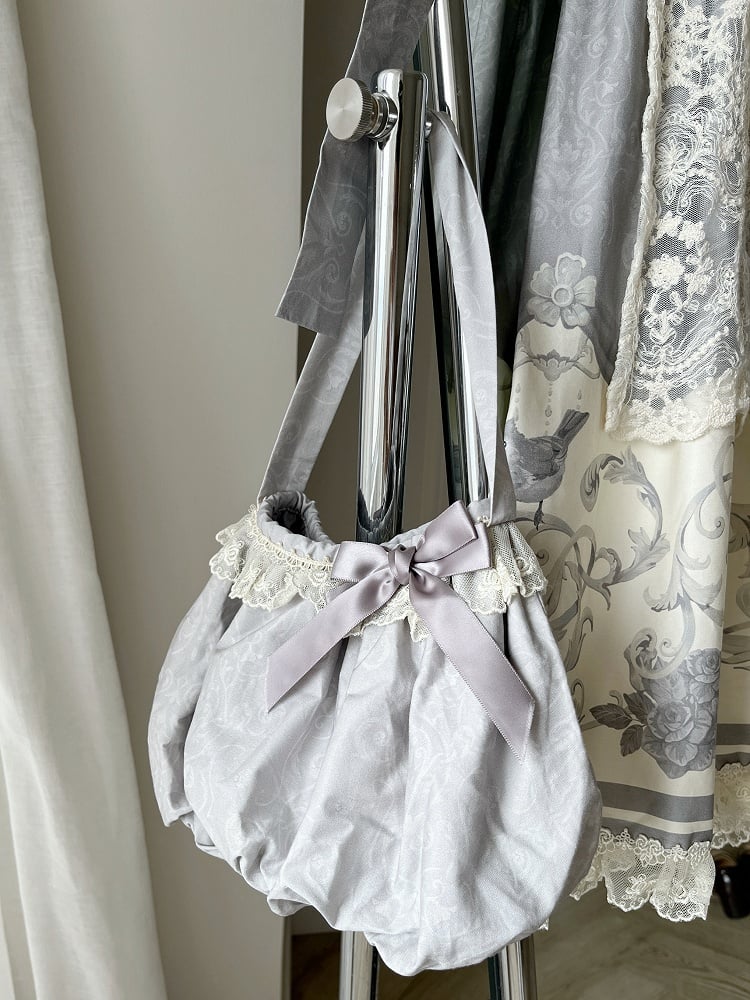 Hand / Gray Bag Blue Pink