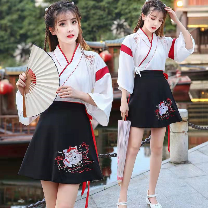 Vintage Fox Embroidery T-Shirt Lace Up Skirt Set