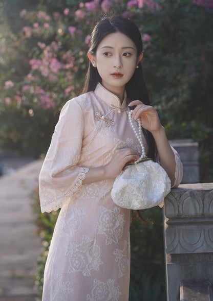 Rosa elegantes Cheongsam