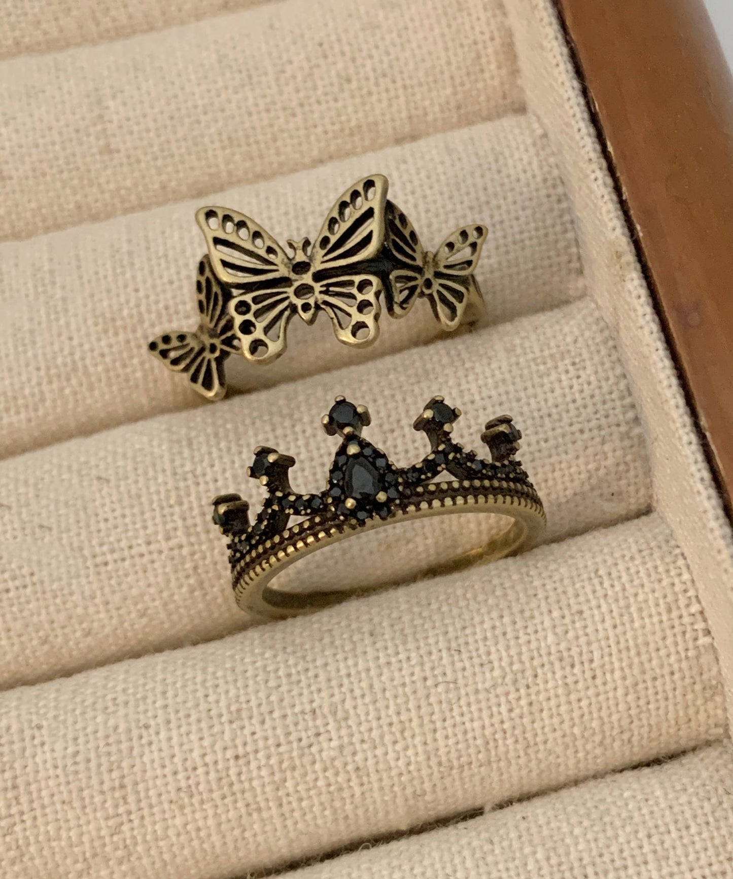 Out Crown Metal Two Butterfly Ancient Fine Hollow Rings Gold Piece Set
