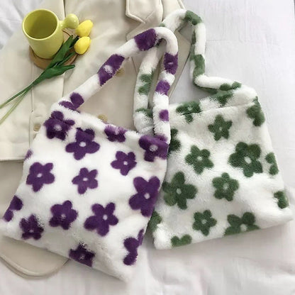 Sac à bandoulière à fleurs en peluche