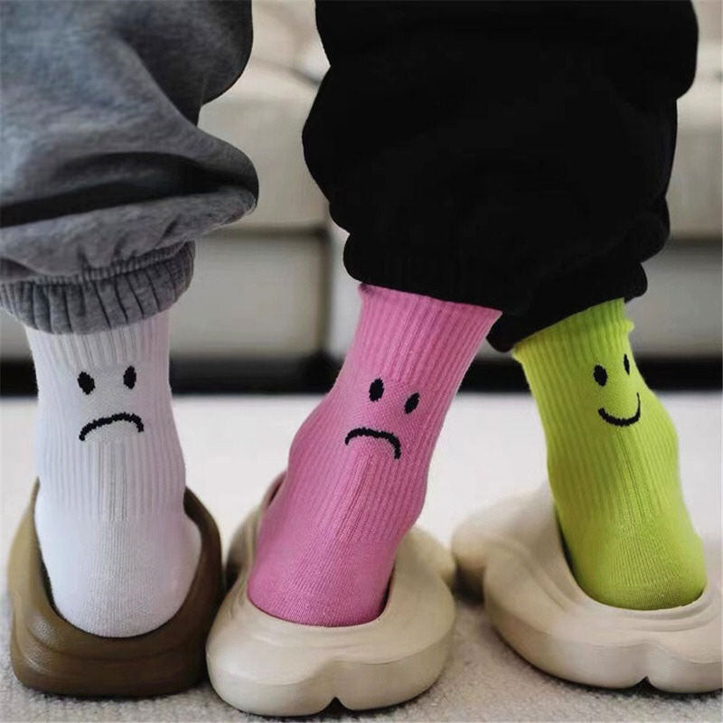 Chaussettes à imprimé visages heureux et tristes