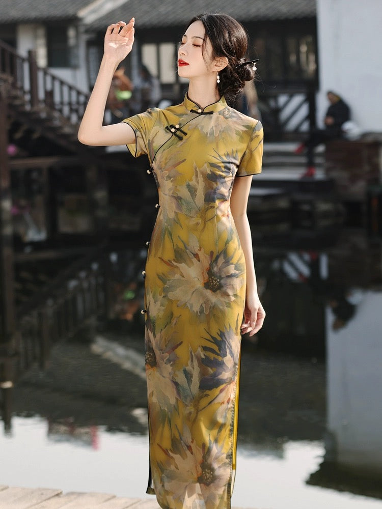 Sunflower Short Sleeve Long Cheongsam