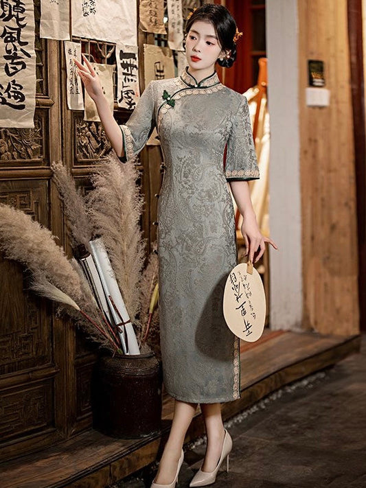 Grey Knotted Mid Sleeve Cheongsam