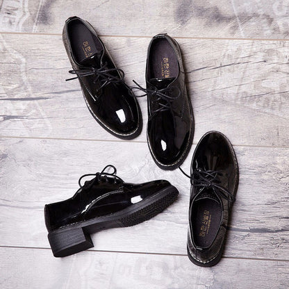 Lace-up Oxford Shoes