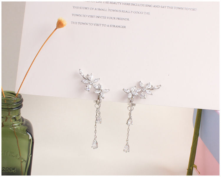 Stud / Clip-On Floral Earrings Rhinestone