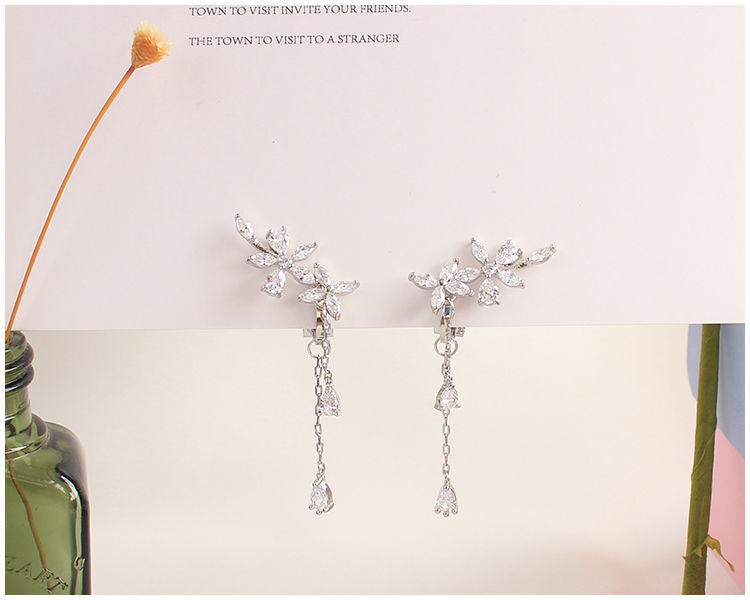 Stud / Clip-On Floral Earrings Rhinestone