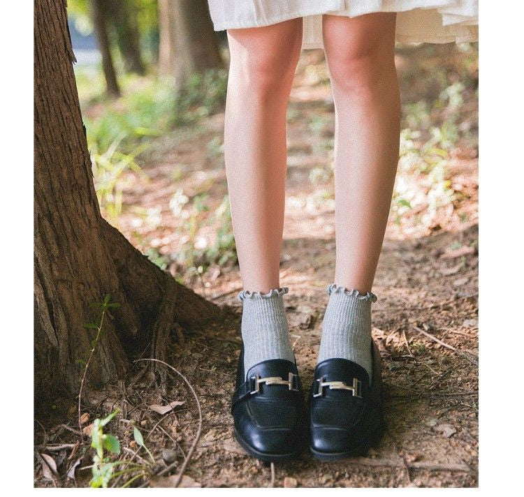 Frill Trim Knit Socks