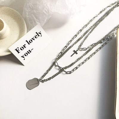 Metal Pendant Layered Choker Necklace