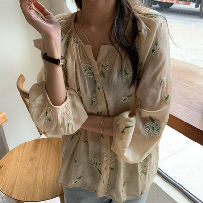 Embroidered Single-Breasted Blouse