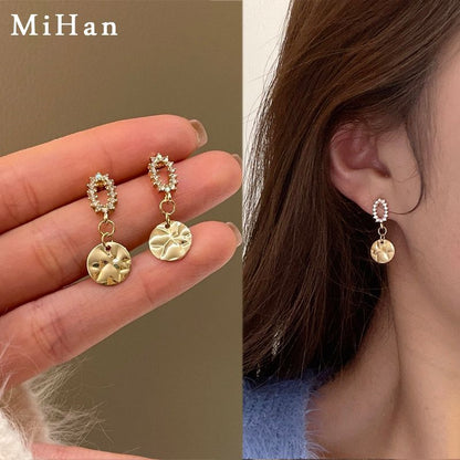 Earring Clip-On Floral / Rhinestone Drop