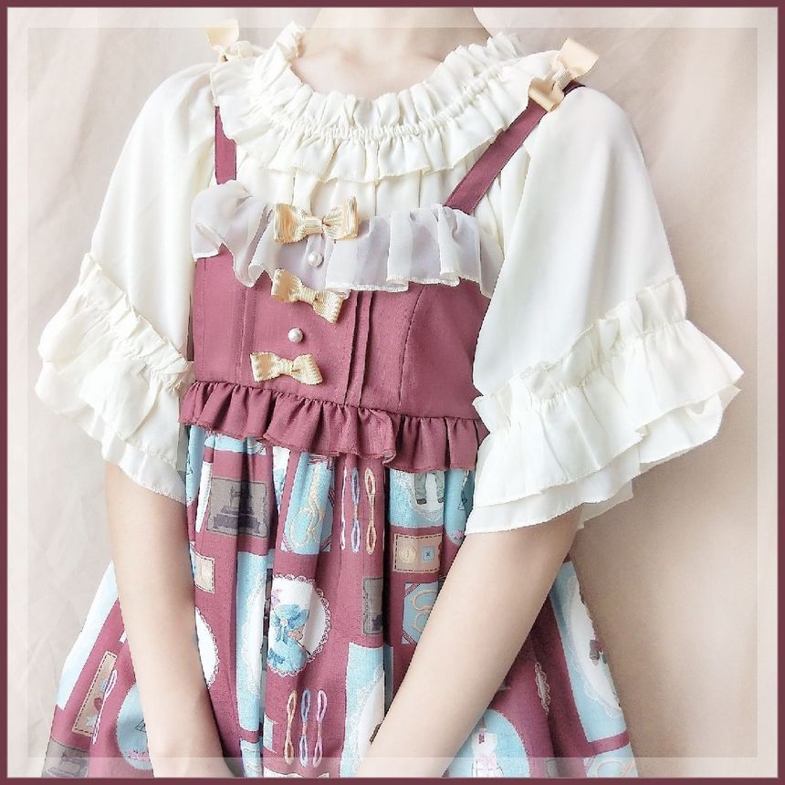 Lolita Short-Sleeve Ruffle Blouse / Lace Blouse / Long-Sleeve Lace Top